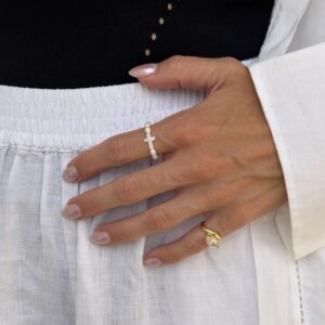 CROSS RING